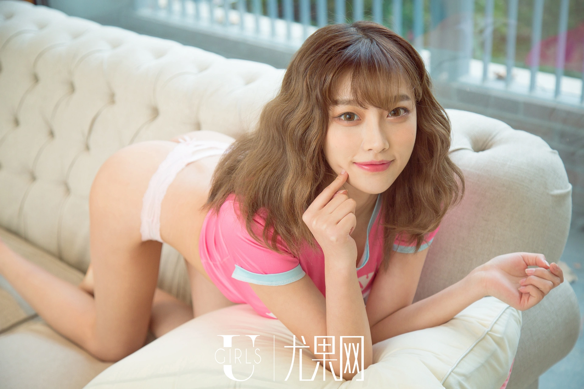 Ugirls尤果网 - 2016.10.28 U.221 杨晨晨 2